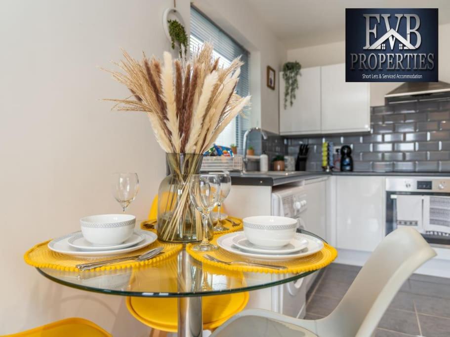 Charming Cosy Getaway Ideal For Leisure & Business Southampton Kültér fotó
